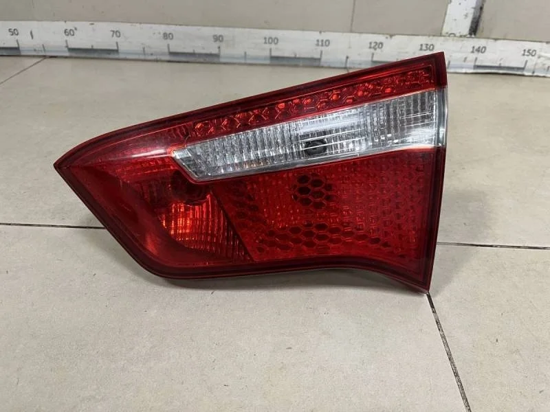 Фонарь задний внутренний правый Kia Rio 3 (UB) 2011-2017