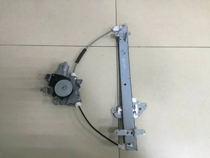 Стеклоподъемник электр. передний правый Nissan Almera 3 (G11, G15) 2012>