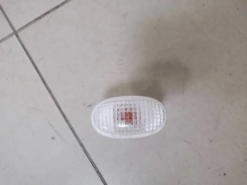 Повторитель на крыло Chevrolet Aveo T250 2005-2011