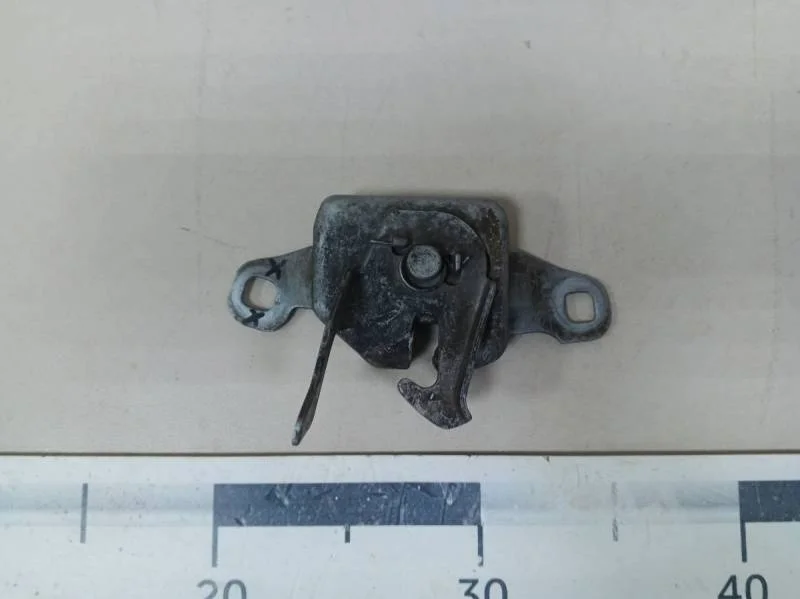 Замок капота Renault Logan (1) 2005-2014