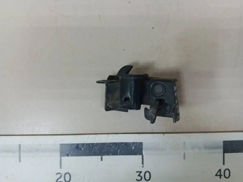 Замок капота Mercedes-Benz E-Class (W211) 2002-2009