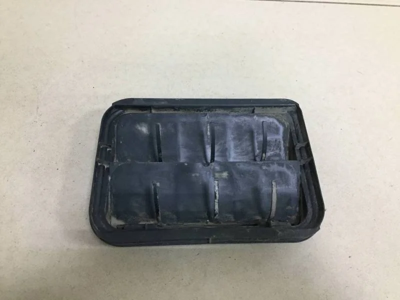 Решетка вентиляционная Nissan Almera 3 (G11, G15) 2012>