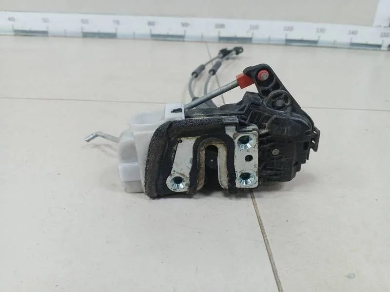 Замок двери задней правой Kia Cerato (TD) 2009-2013