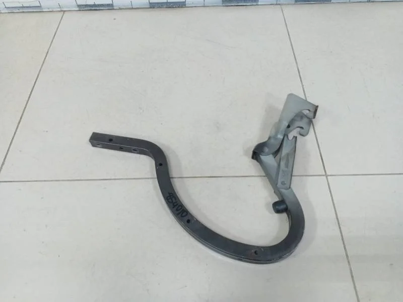 Петля крышки багажника Kia Cerato (TD) 2009-2013