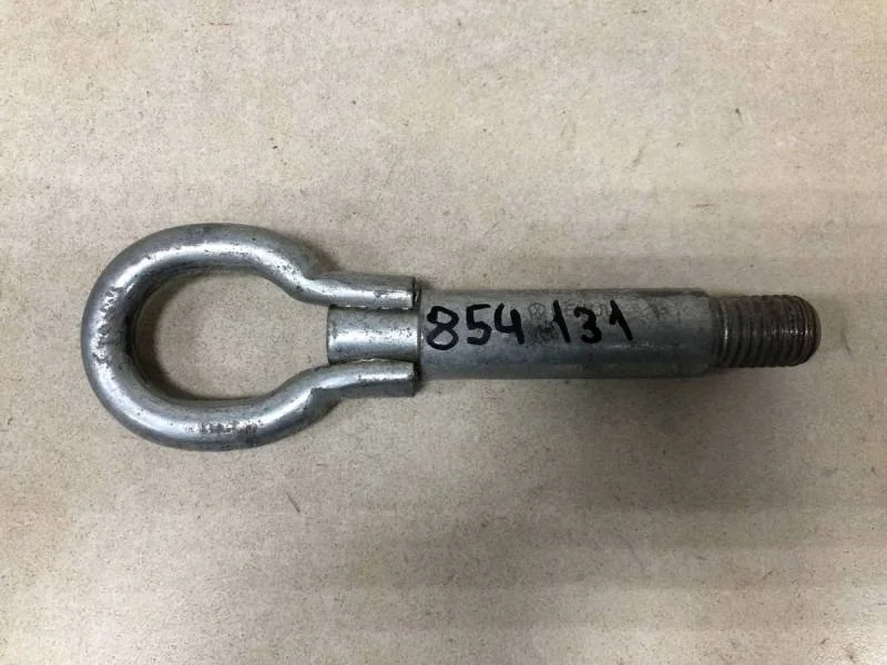 Крюк буксировочный Skoda Rapid 2012-2020