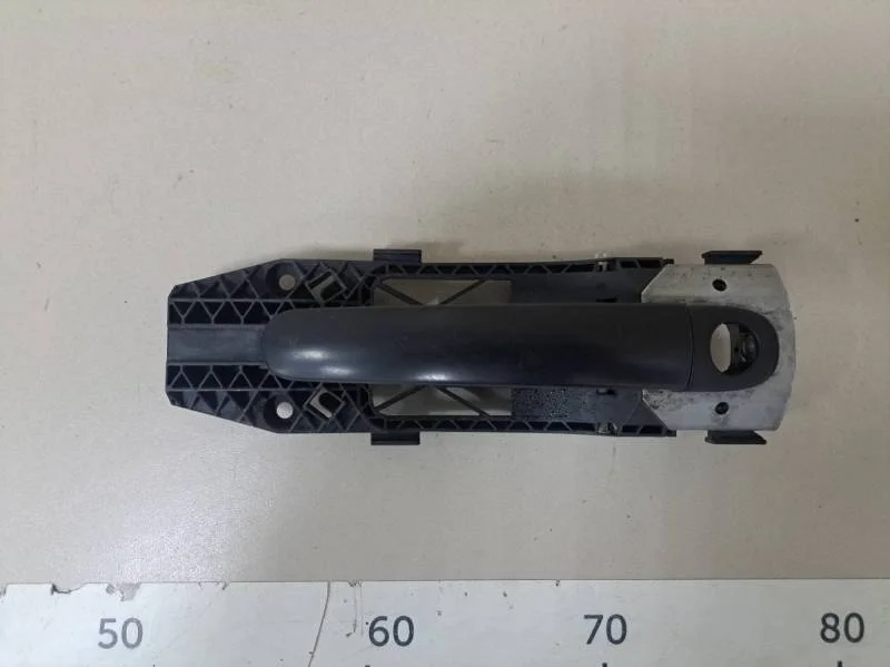 Ручка двери передней наружная левая Skoda Rapid 2012-2020