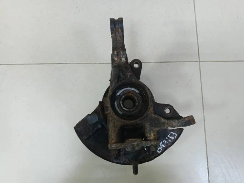 Кулак поворотный передний правый Kia Cerato (TD) 2009-2013