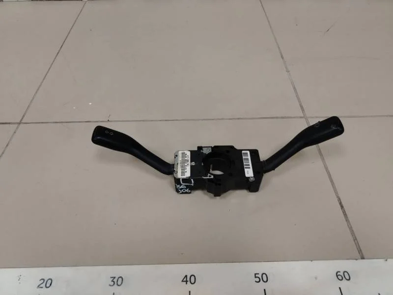 Переключатель подрулевой в сборе Volkswagen Bora (1J) 1998-2005