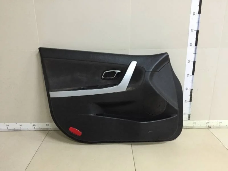 Обшивка двери передней левой Kia Ceed (JD) 2012-2018