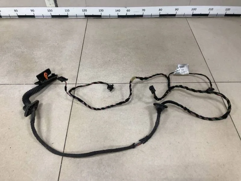 Проводка двери Volkswagen Polo (Sed RUS) 2011>