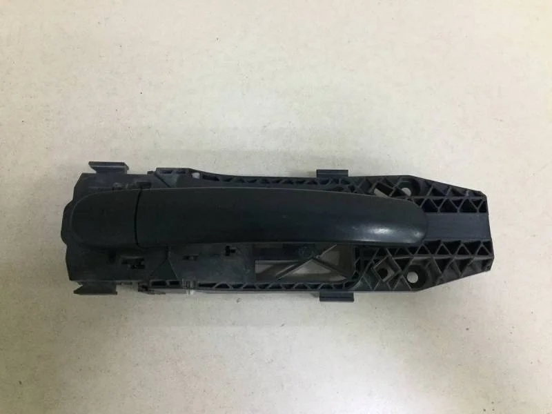 Ручка двери передней наружная правая Volkswagen Polo (Sed RUS) 2011>