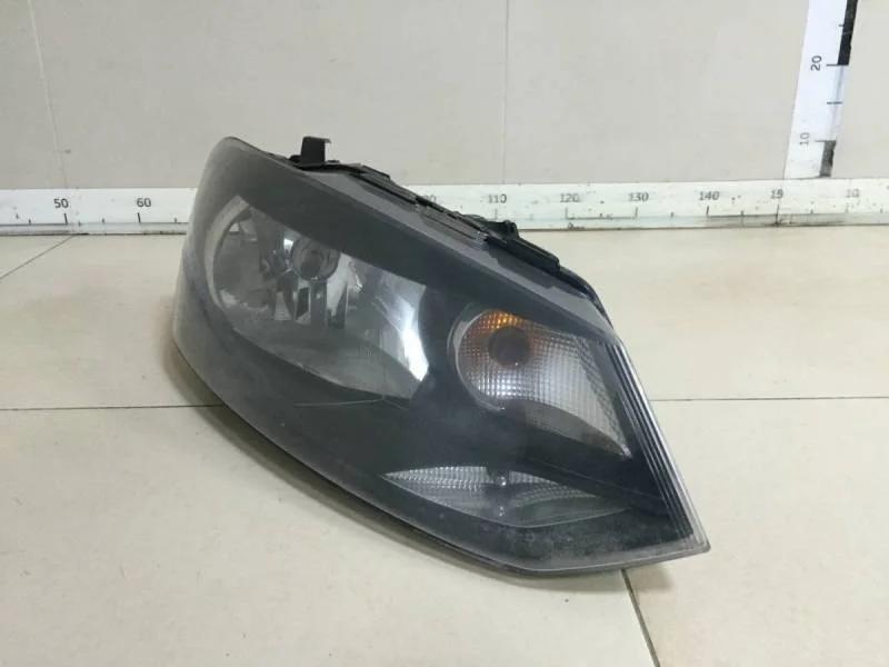 Фара правая Volkswagen Polo (Sed RUS) 2011>