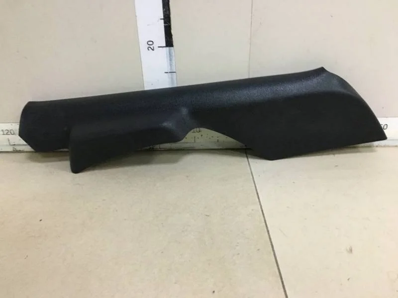 Обшивка стойки Volkswagen Polo (Sed RUS) 2011>