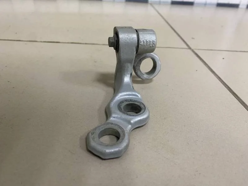 Петля двери передней правой верхняя Ford Focus 2 (DA) 2005-2008