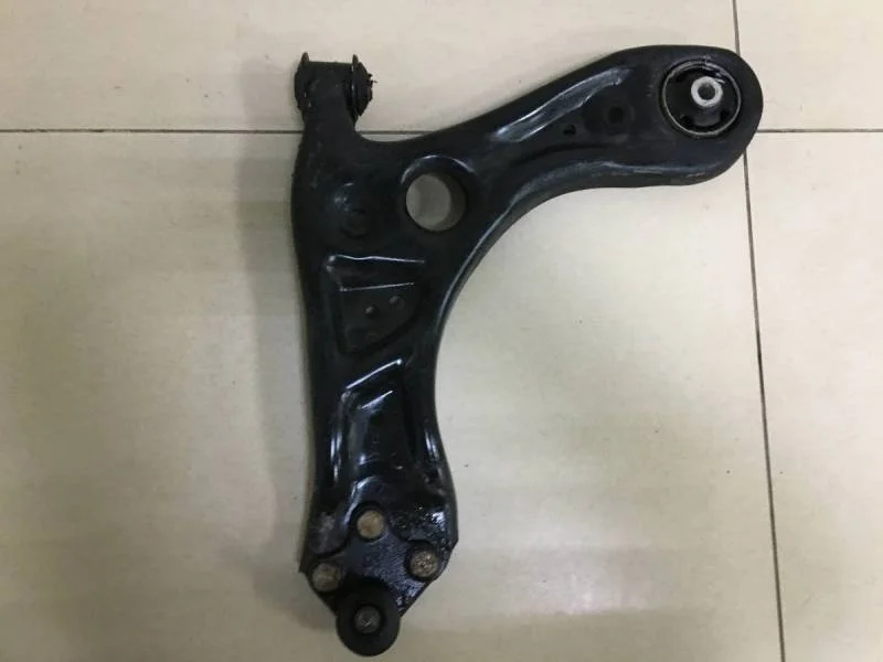 Рычаг передний левый Volkswagen Polo (Sed RUS) 2011>