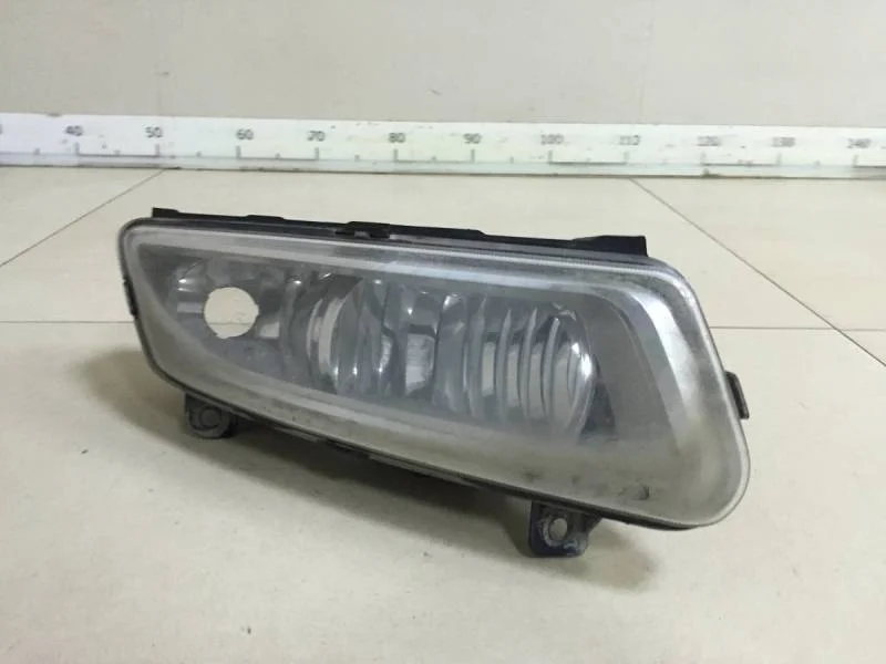 Фара противотуманная правая Volkswagen Polo (Sed RUS) 2011>