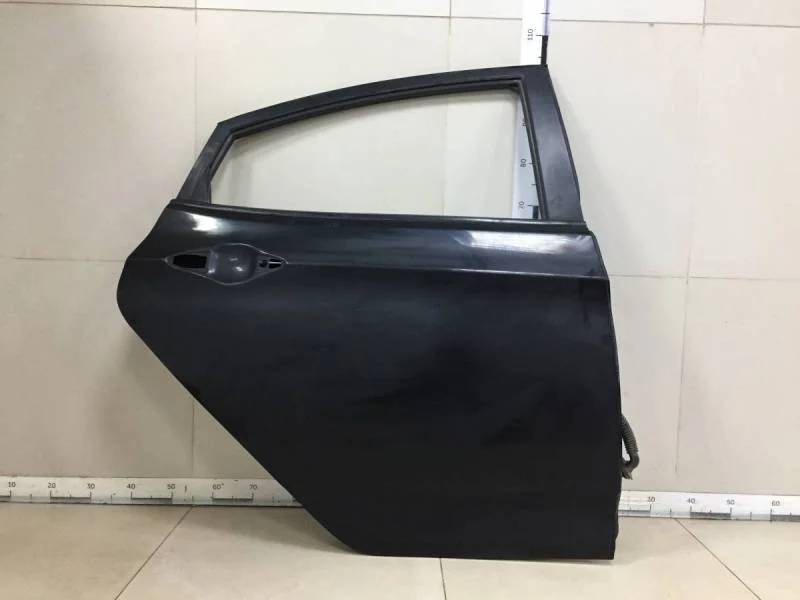 Дверь задняя правая Hyundai Solaris 2010-2017