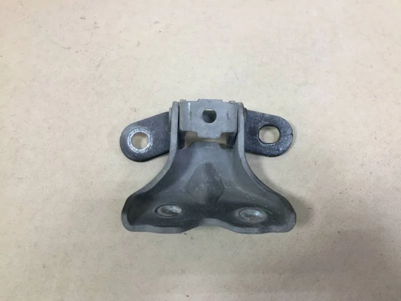 Петля двери передней правой нижняя Hyundai Solaris 2010-2017