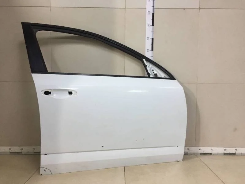 Дверь передняя правая Skoda Octavia (A7) 2013>