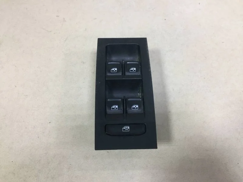 Блок управления стеклоподъемниками Skoda Octavia (A7) 2013>