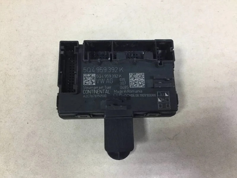 Блок комфорта Skoda Octavia (A7) 2013>