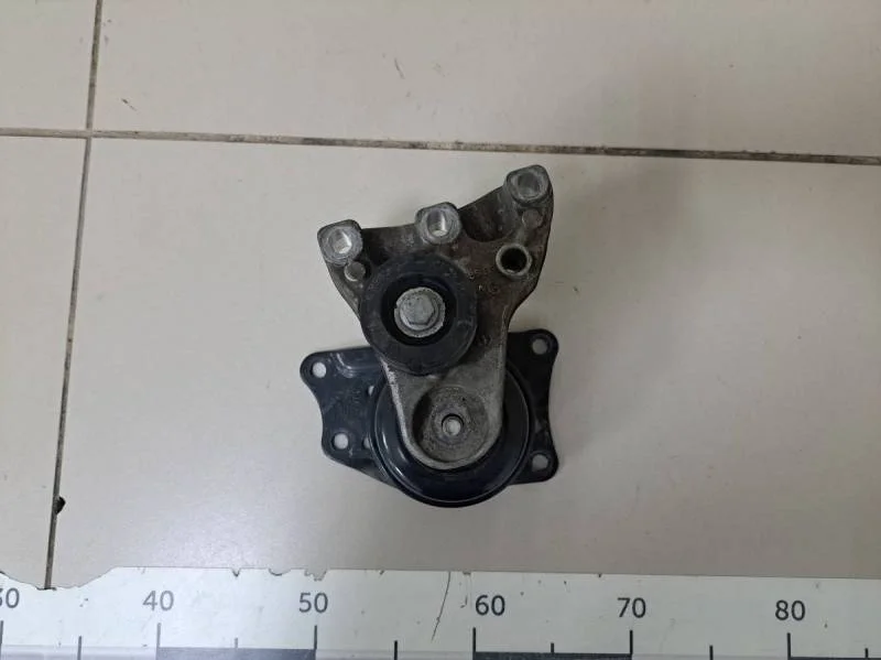 Опора двигателя правая Volkswagen Polo (Sed RUS) 2011>