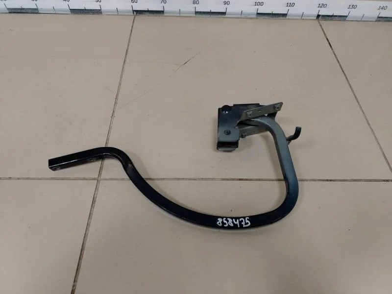 Петля крышки багажника Volkswagen Polo (Sed RUS) 2011>