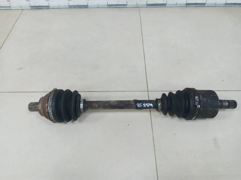 Полуось передняя левая Skoda Octavia (A7) 2013>