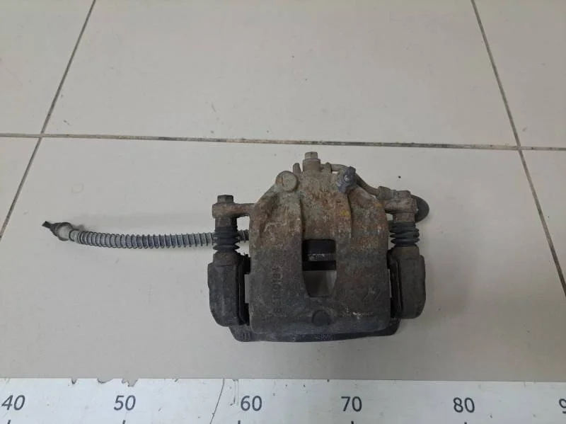 Суппорт передний левый Hyundai Solaris 2010-2017