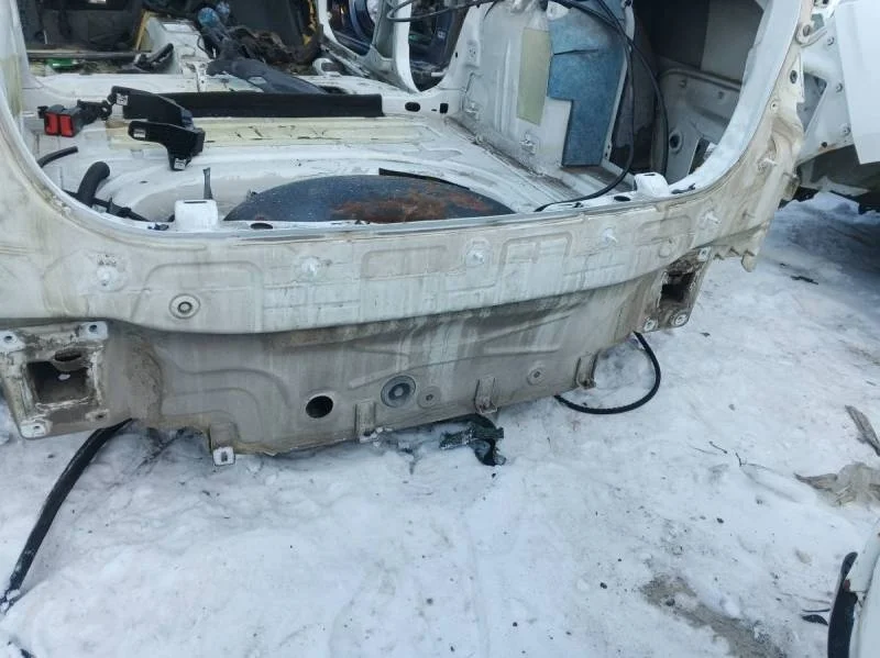 Панель задняя Skoda Octavia (A7) 2013>