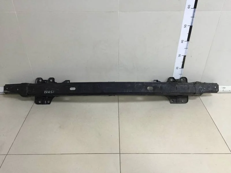 Усилитель переднего бампера Hyundai Starex H1/Grand Starex 2007>