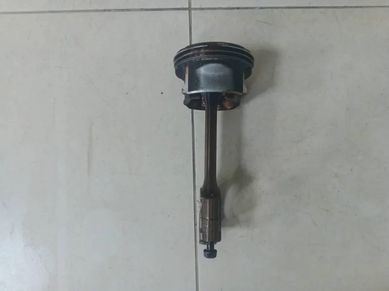 Поршень с шатуном Nissan X-Trail (T31) 2007-2014