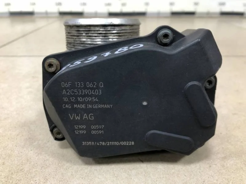 Заслонка дроссельная электрическая Volkswagen Tiguan (5N1) 2007-2011