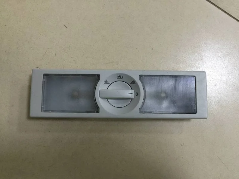 Плафон салонный Volkswagen Tiguan (5N1) 2007-2011