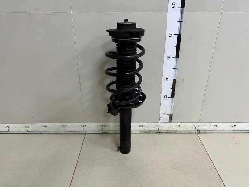 Амортизатор передний Volkswagen Tiguan (5N1) 2007-2011