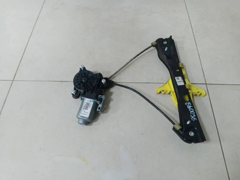 Стеклоподъемник электр. задний левый Volkswagen Polo (Sed RUS) 2011>