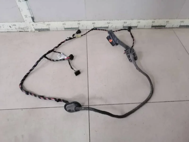 Проводка двери Volkswagen Polo (Sed RUS) 2011>