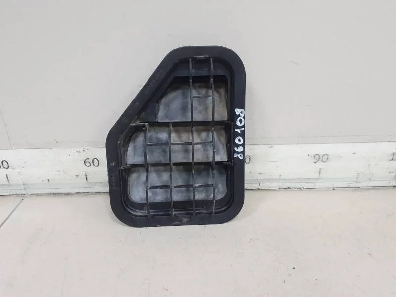 Решетка вентиляционная Volkswagen Tiguan (5N1) 2007-2011