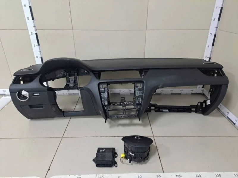 Подушка безопасности (комплект) Skoda Octavia (A7) 2013>