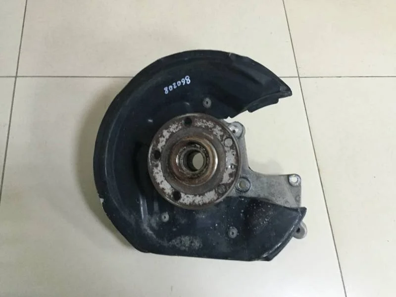 Кулак поворотный задний правый Volkswagen Tiguan (5N1) 2007-2011