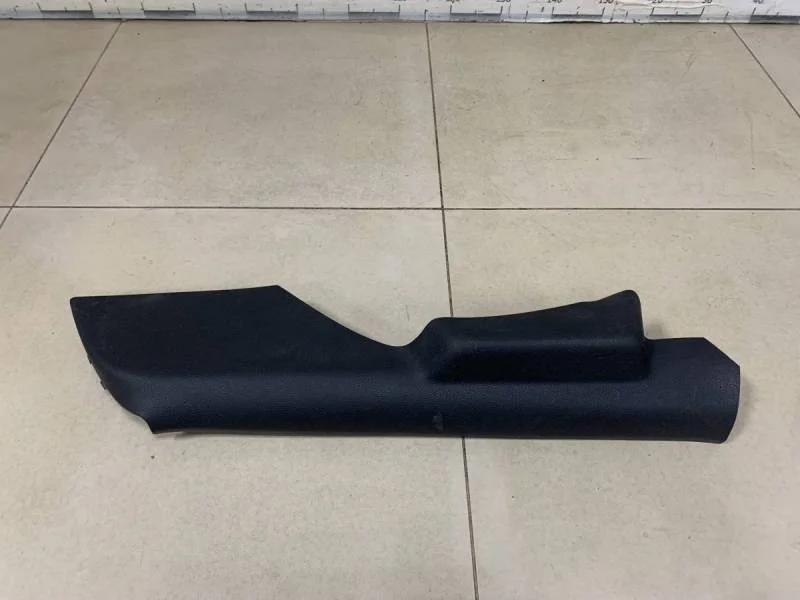 Обшивка стойки Volkswagen Polo (Sed RUS) 2011>