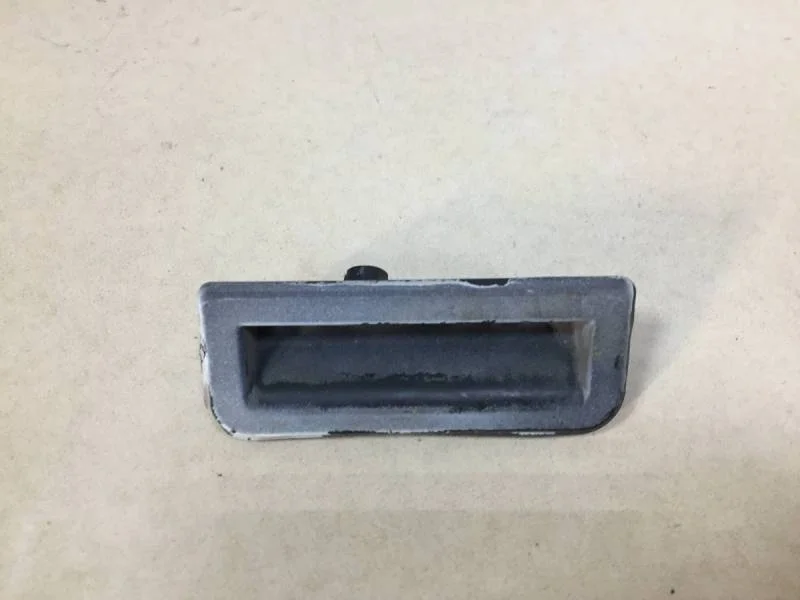 Кнопка открывания багажника Volkswagen Polo (Sed RUS) 2011>