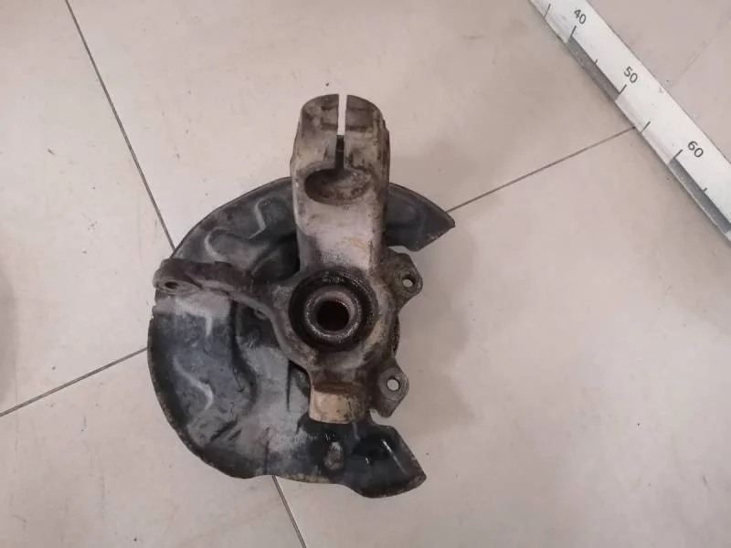 Кулак поворотный передний левый Volkswagen Polo (Sed RUS) 2011>