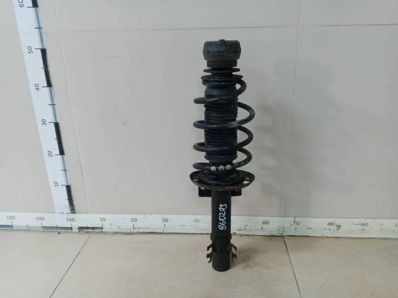 Амортизатор передний Volkswagen Polo (Sed RUS) 2011>