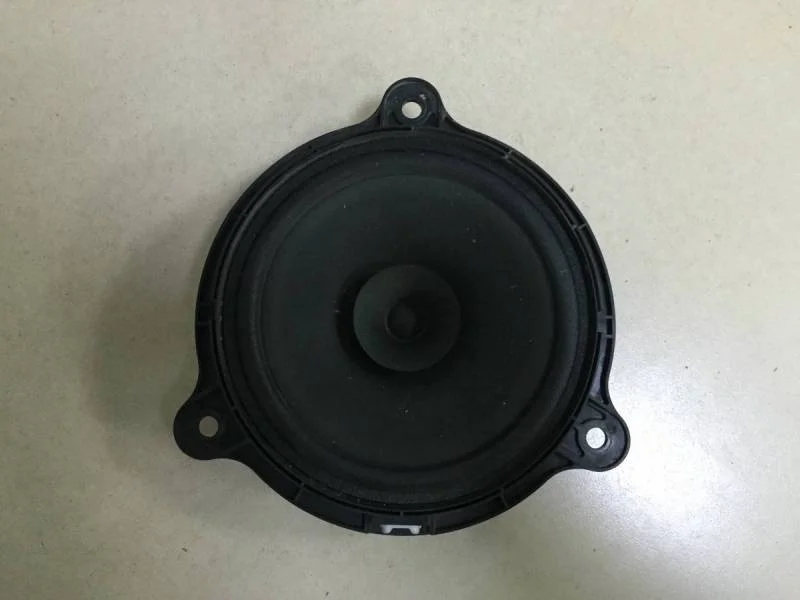 Динамик Nissan Sentra (B17) 2013-2017
