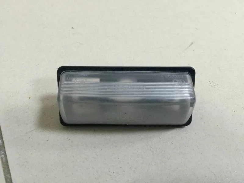 Фонарь подсветки номера Nissan Sentra (B17) 2013-2017