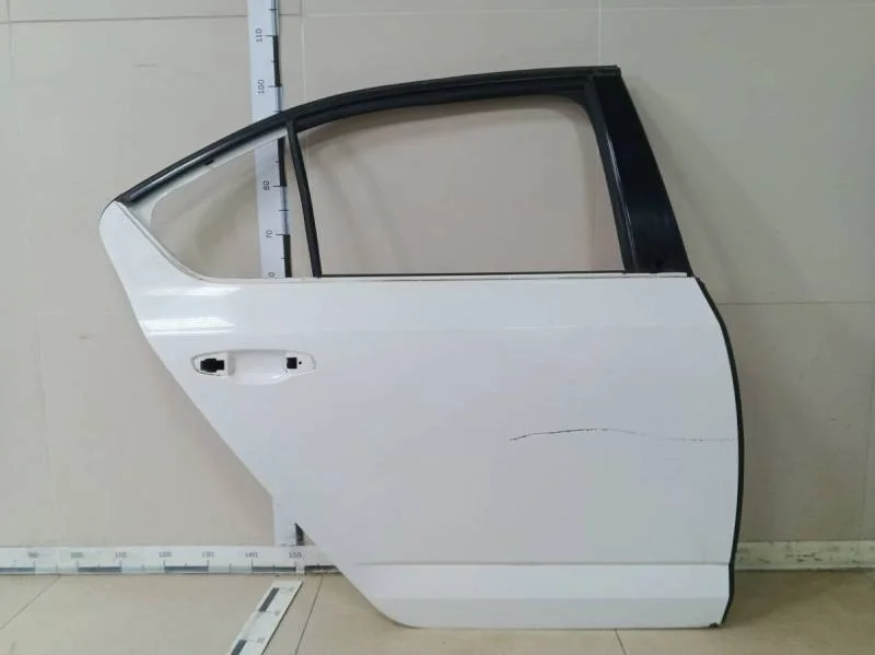 Дверь задняя правая Skoda Octavia (A7) 2013>