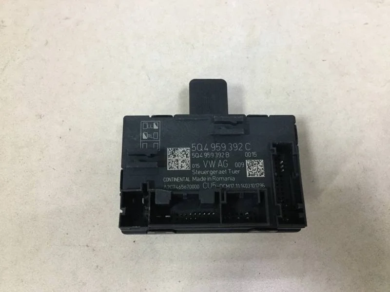 Блок комфорта Skoda Octavia (A7) 2013>