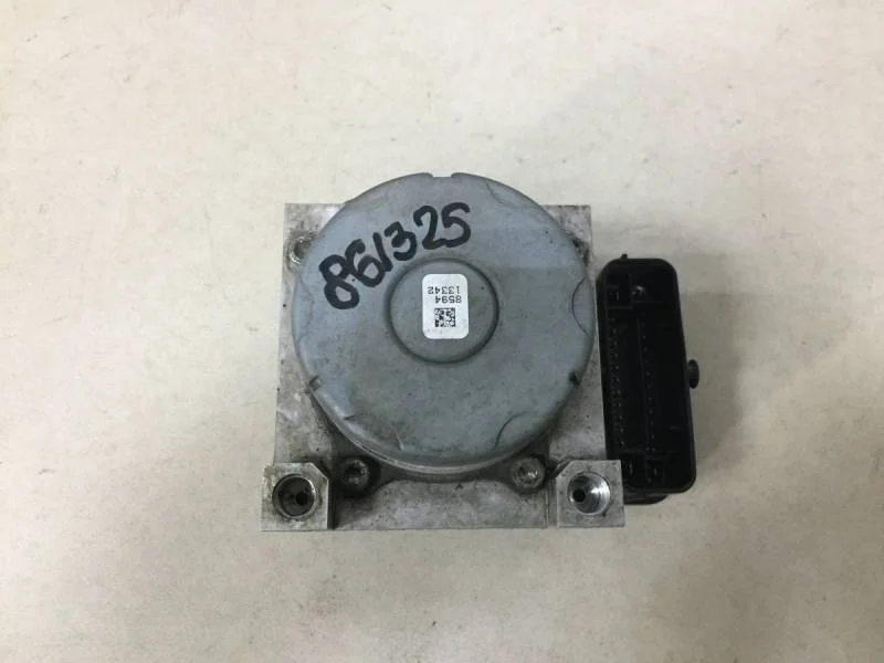 Блок ABS (насос) Skoda Octavia (A7) 2013>