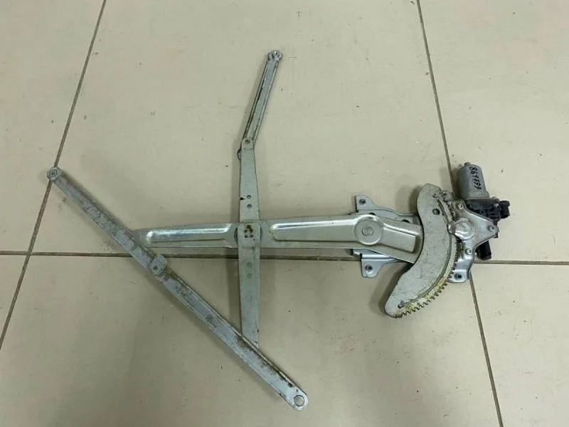 Стеклоподъемник электр. передний правый Suzuki SX4 2006-2013